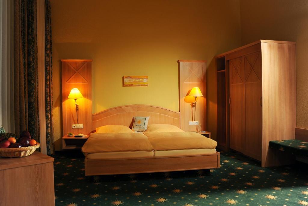 Hotel Restaurant Sonnenhof Weyerbusch Room photo